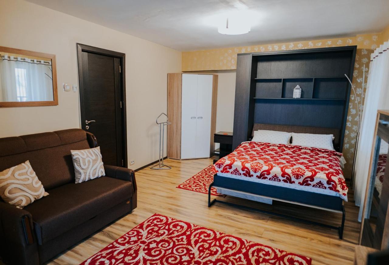 Carla'S Studio Central Palas, Airport Shuttle Яссы Экстерьер фото